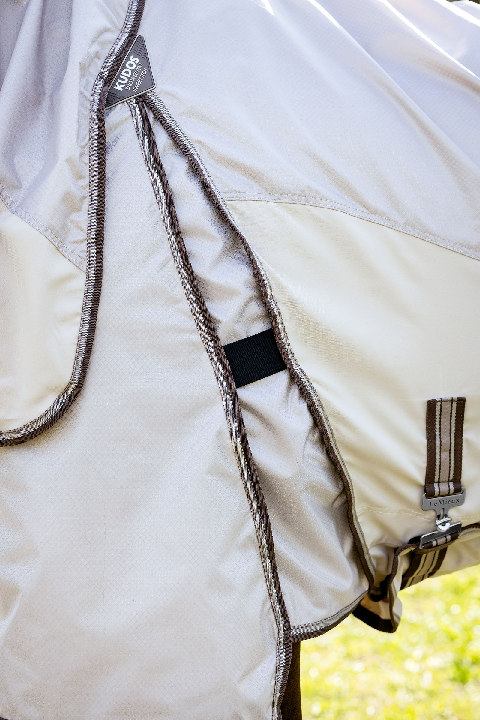 LeMieux Kudos Shower Pro Ekzemerdecke mit abnehmbarem Halsteil