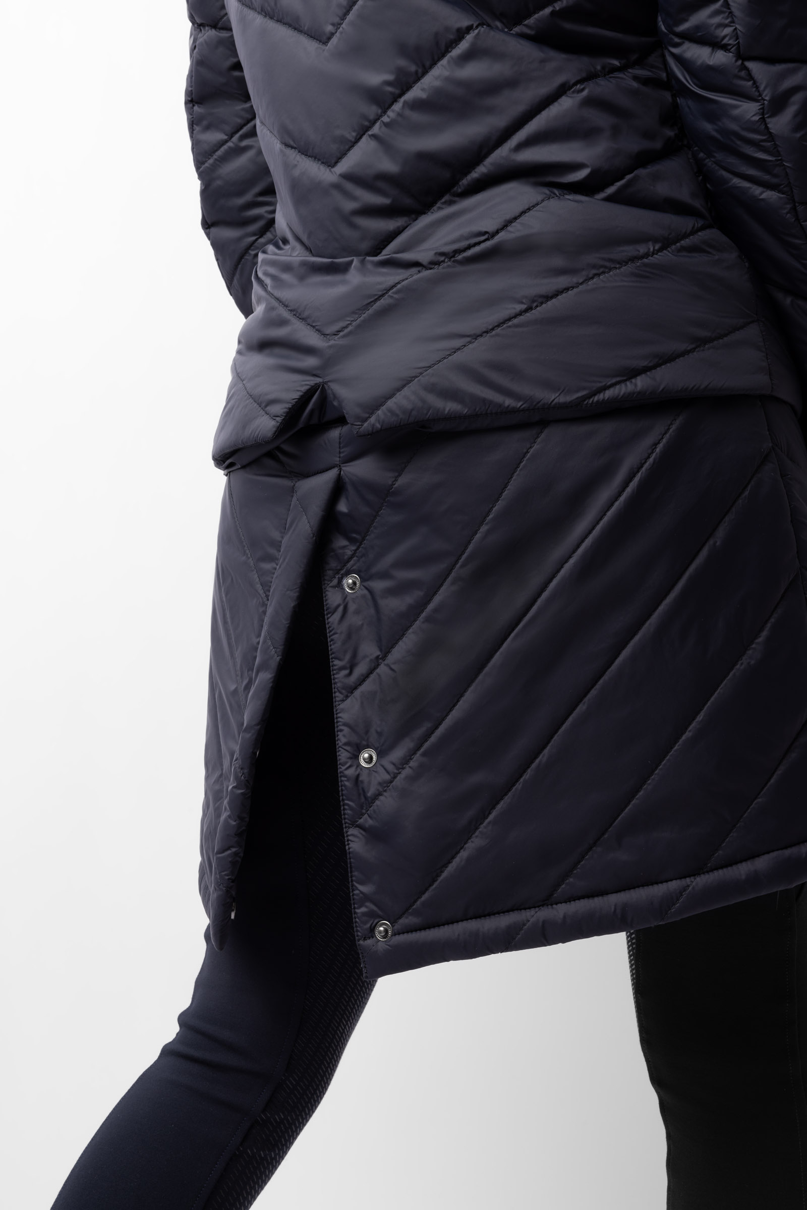 Horze Aurora Gefütterte Damen Parka Reitjacke mit abnehmbarem Rock