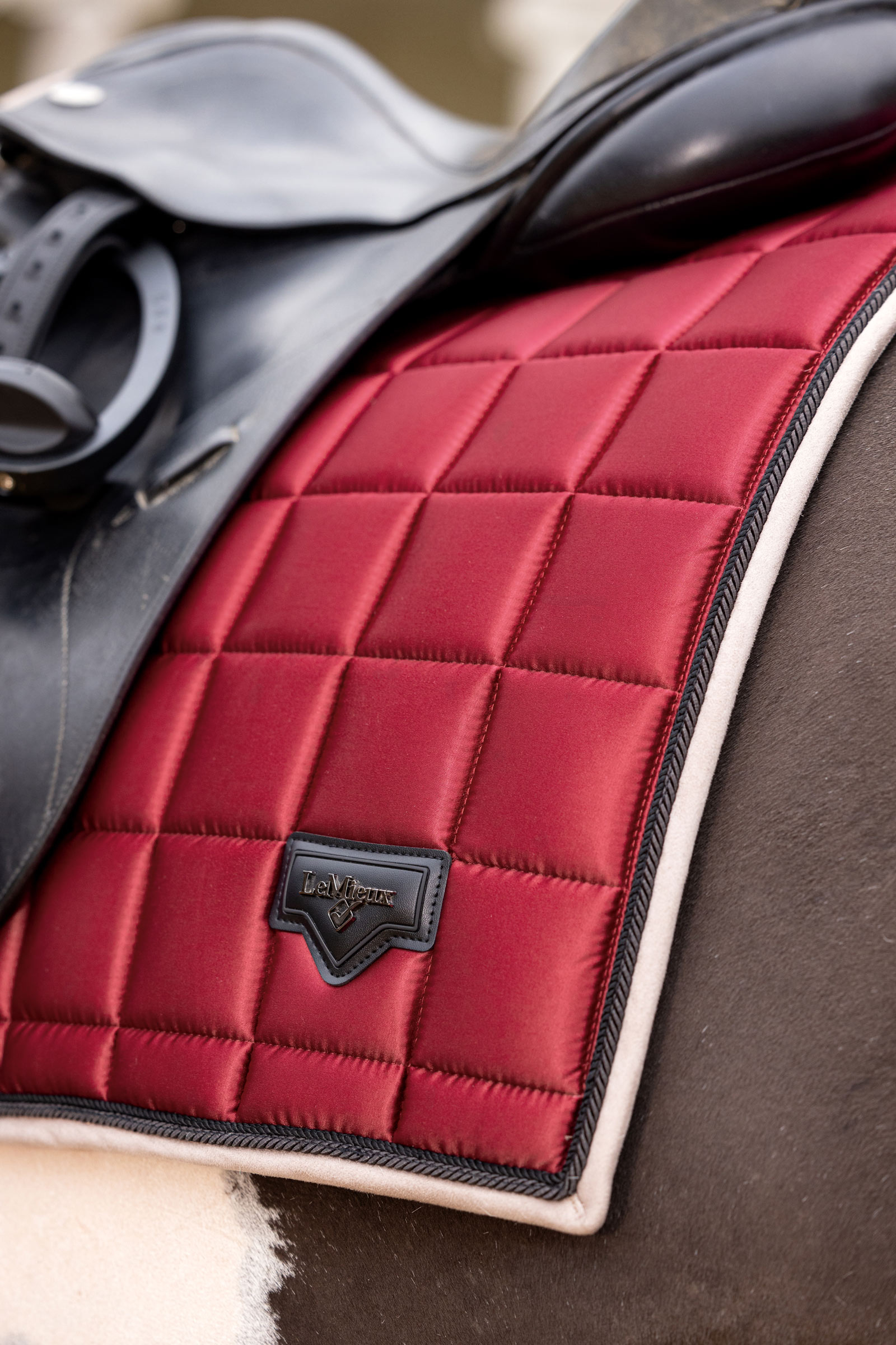 LeMieux Loire Classic Dressurschabracke