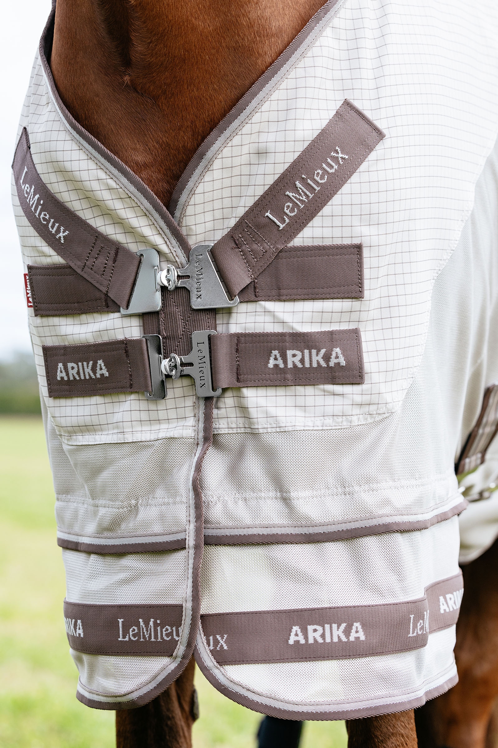 LeMieux Arika 450D Sunstopper Decke mit abnehmbarem Halsteil, 0 g