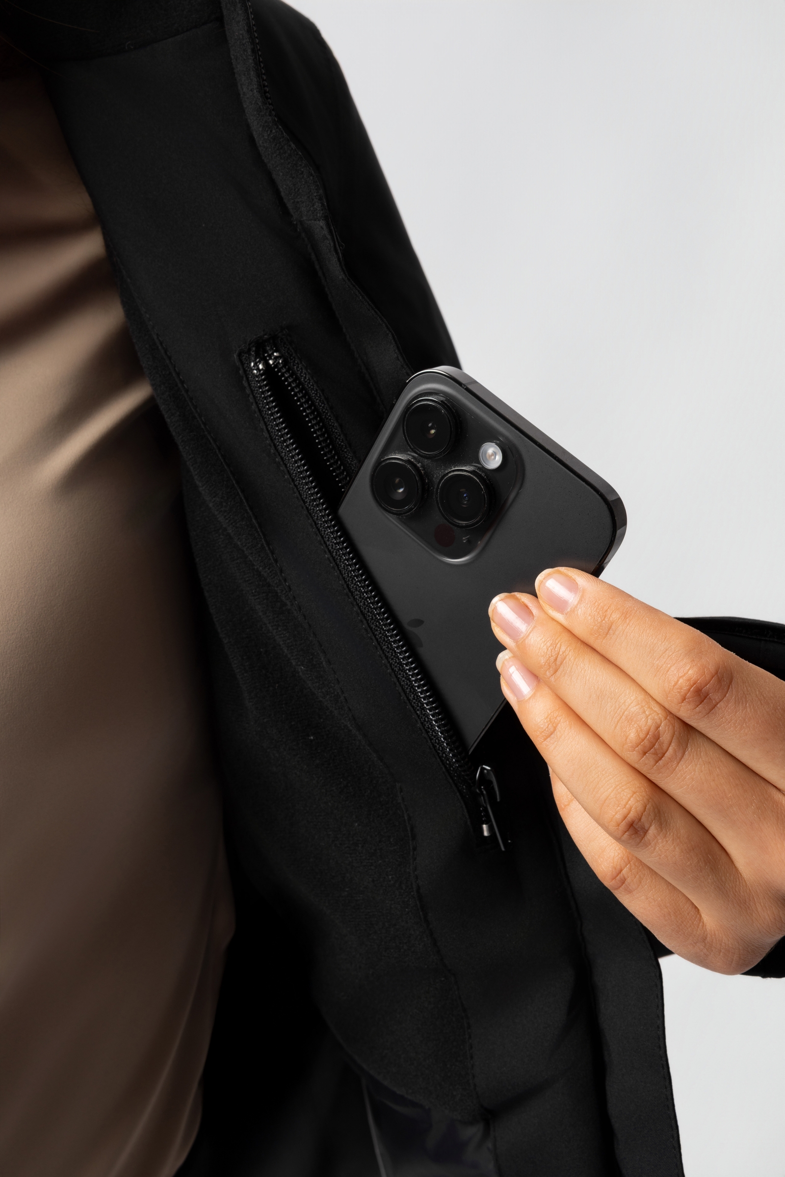 Horze Camila Damen wasserdichte wattierte Jacke