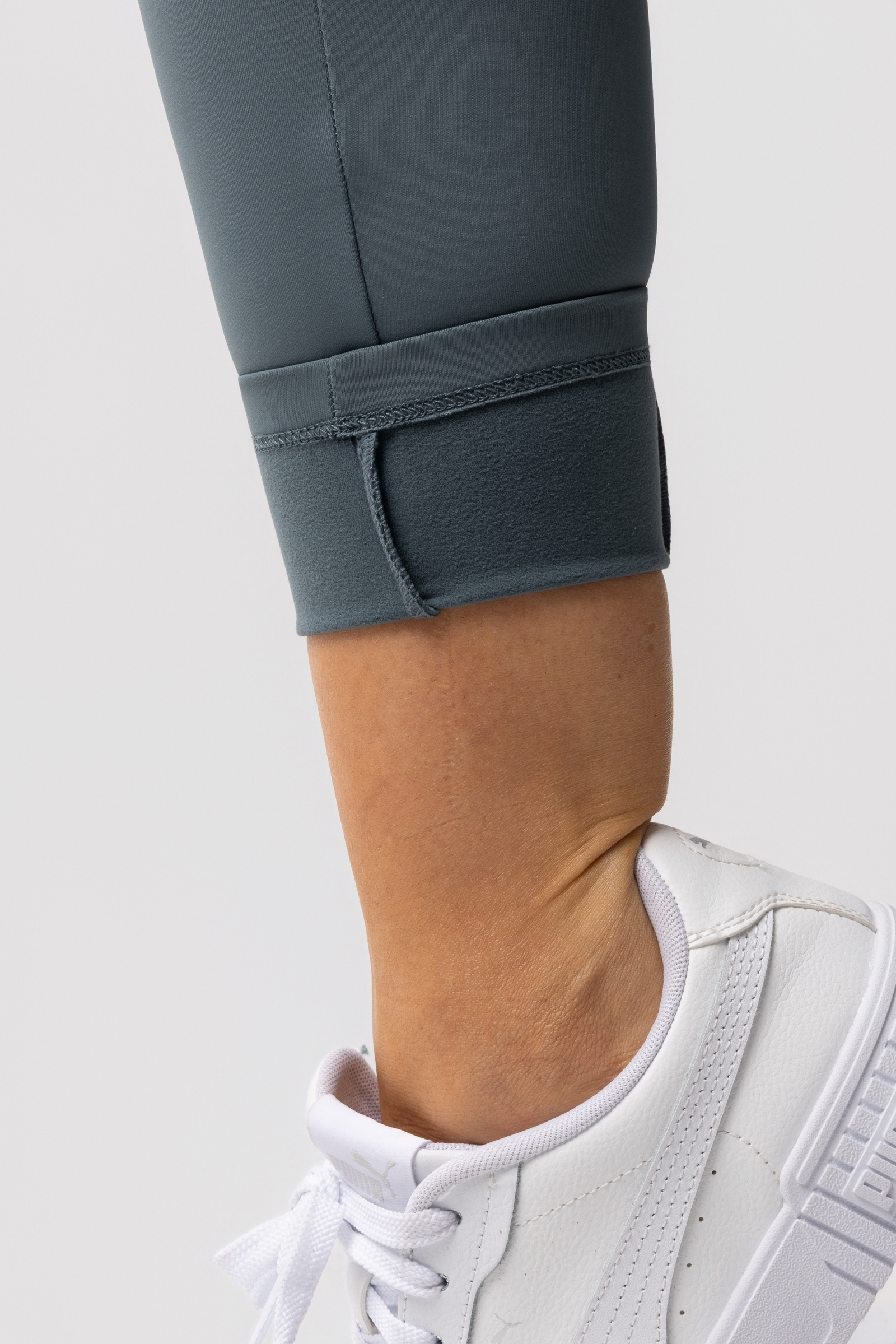 Horze Gillian Damen Thermo Vollbesatz Leggings