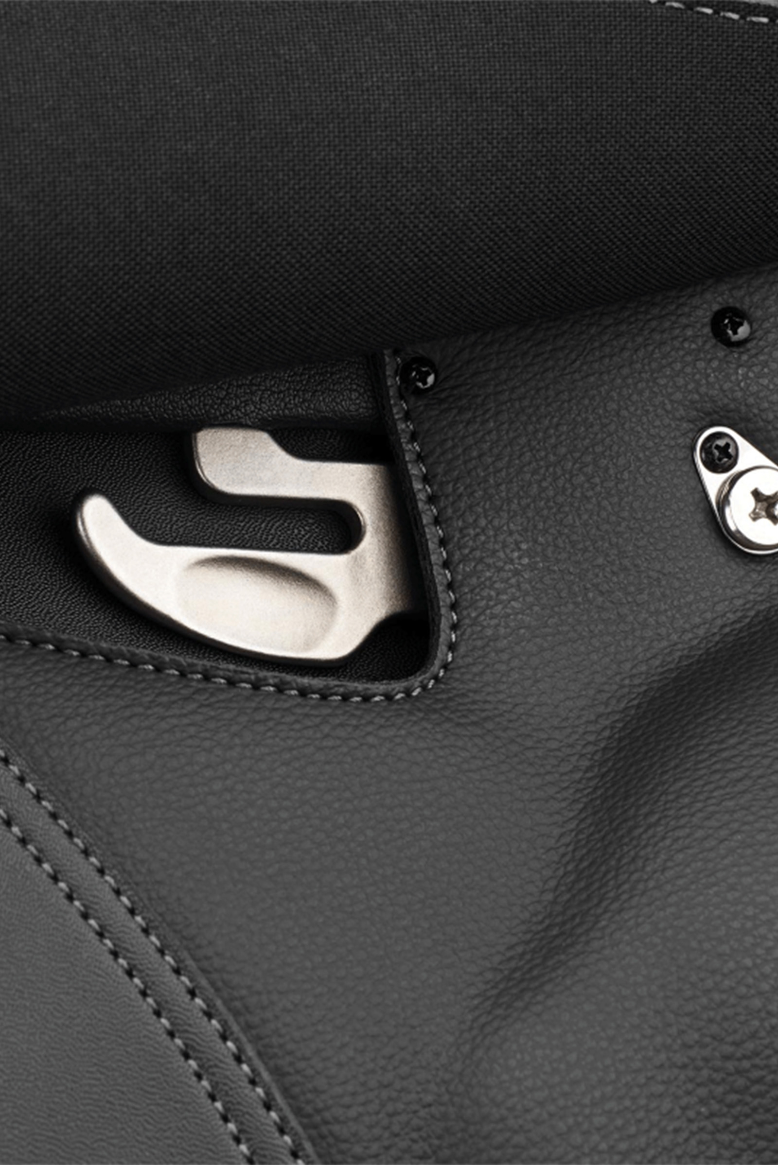 Wintec 500 Dressursattel, Weit