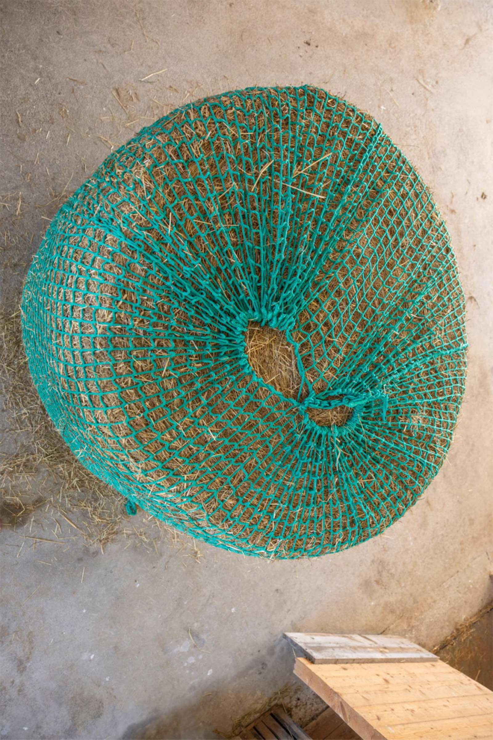 Kerbl Heunetz für Rundballen, hängbar