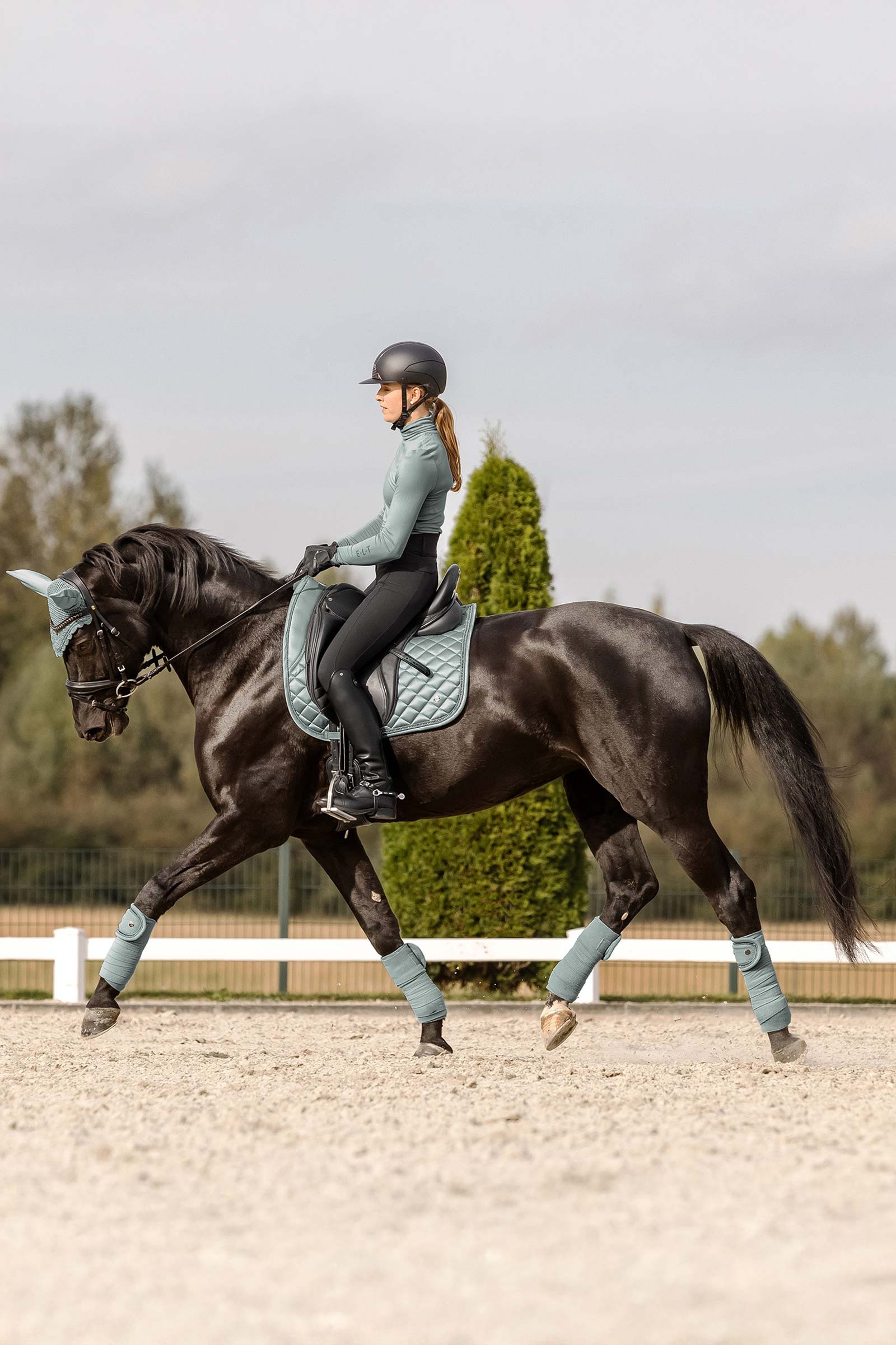 Waldhausen Nepal Vielseitigkeitsschabracke