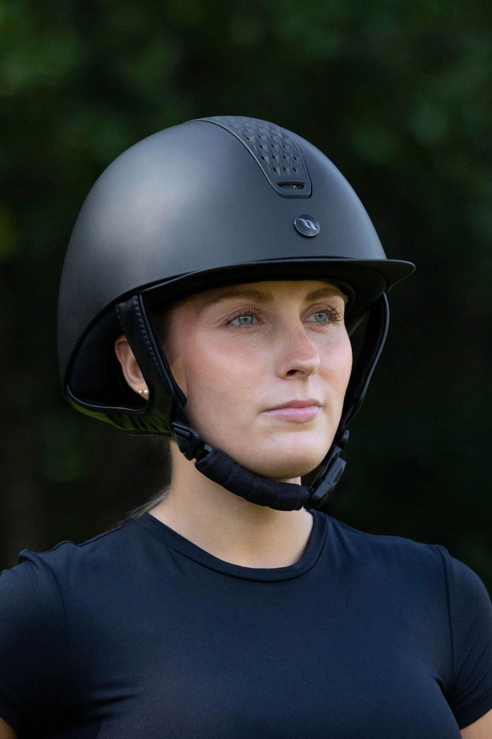 Back on Track Silves Reithelm mit glatter Oberseite