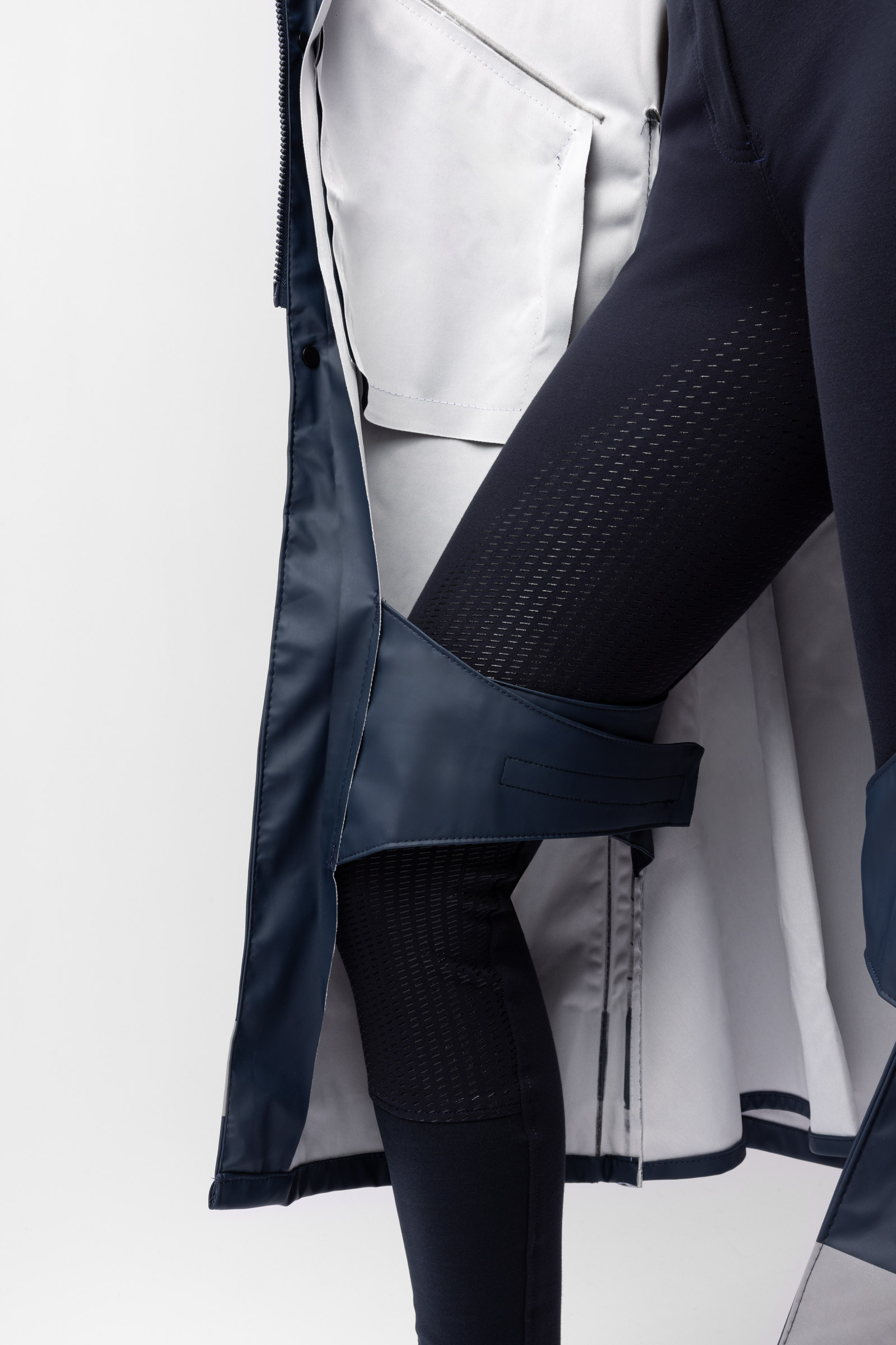 Horze Hazel Langer Damen-Regenmantel mit Schlitzen