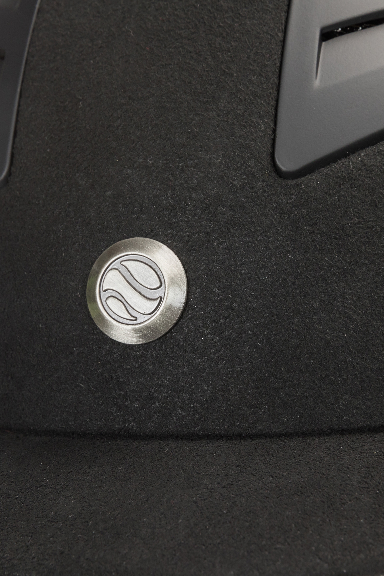 Back on Track EQ3 MIPS Reithelm mit Microfaser