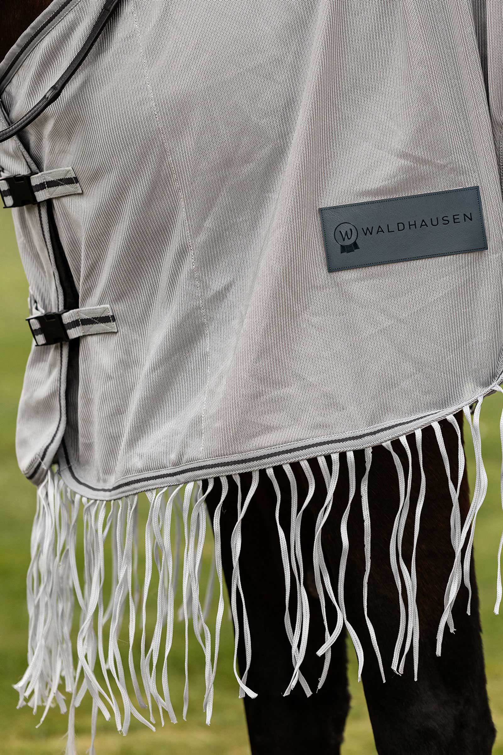 Waldhausen Protect Ausreit-Fliegendecke mit Fransen