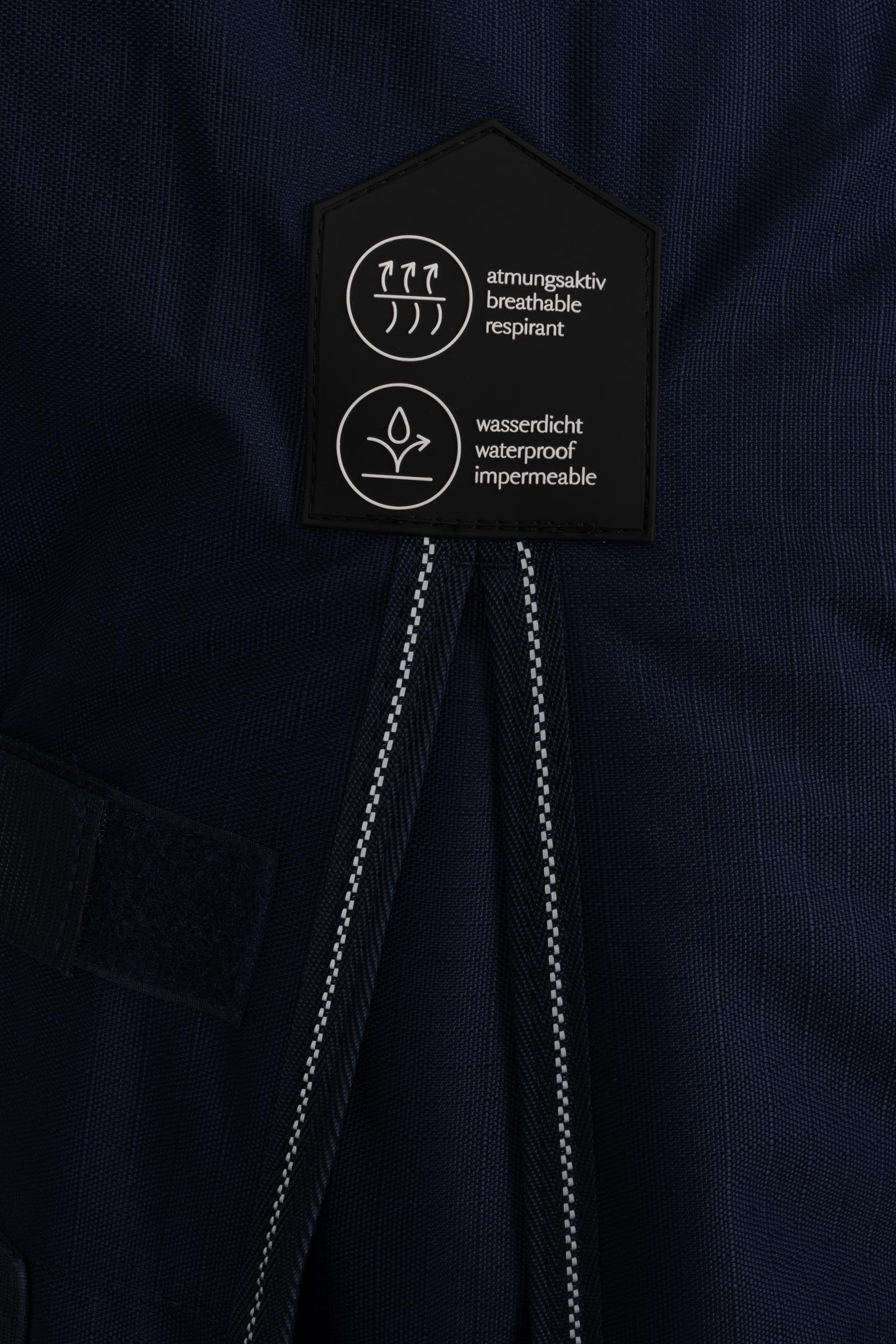 Horze Avalanche Regendecke mit hohem Hals, 150g